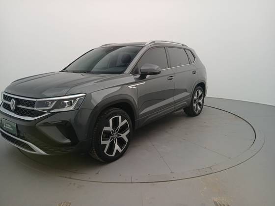 VOLKSWAGEN TAOS 1.4 250 TSI TOTAL FLEX HIGHLINE AUTOMÁTICO